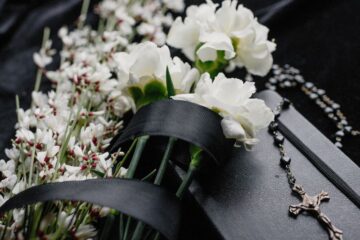 jakie kwiaty na pogrzeb