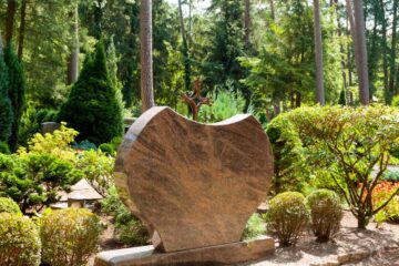 sentencje na pomnikach