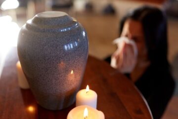 znaki podczas pogrzebu